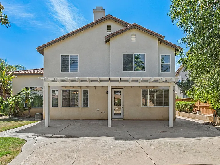 43493 Dodaro Dr — Photo 32
