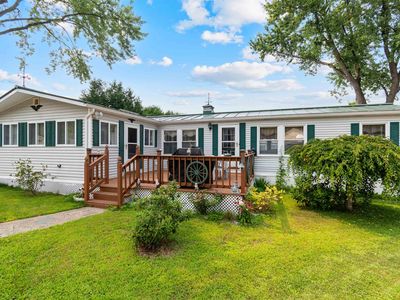 6 East Avenue, Colchester, VT, 05446