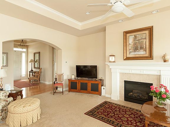 5th image of 8790 Oakland Hills Cir #23