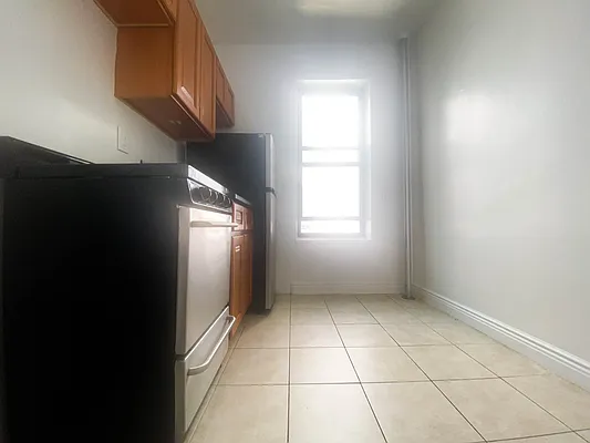 Rented by RealTegrity NY LLC | media 38