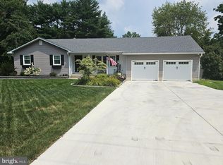 1962 Magnolia Rd, Vineland, NJ 08361