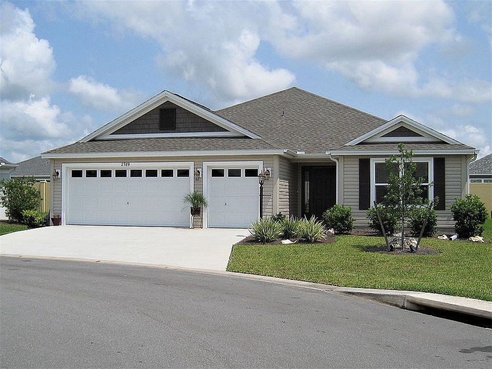 2nd image of 2789 Victor Ct