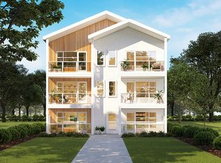 813 Saint Marys Rd #202, Winnipeg, MB R2M 3N9