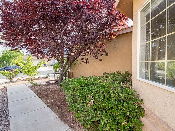 5th image of 8419 Vista Clara Ln SW