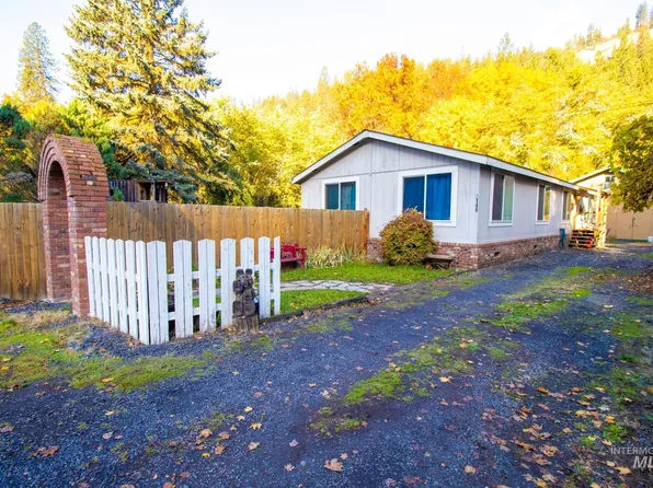 2146 Carney Dr, Orofino, ID 83544