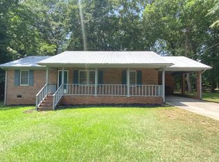 387 N Richardson St, Hartwell, GA 30643