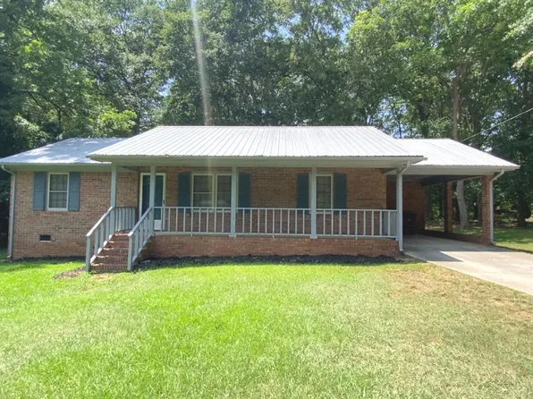 387 N Richardson St, Hartwell, GA 30643