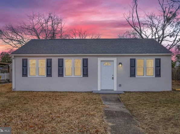 705 Cotter Rd, Glen Burnie, MD 21060