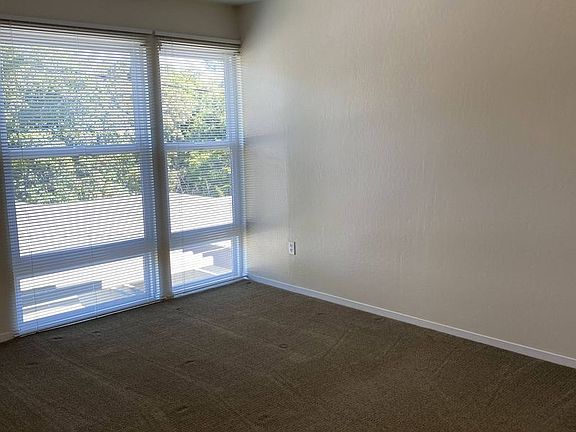 3rd image of 56 Seacliff Dr #58