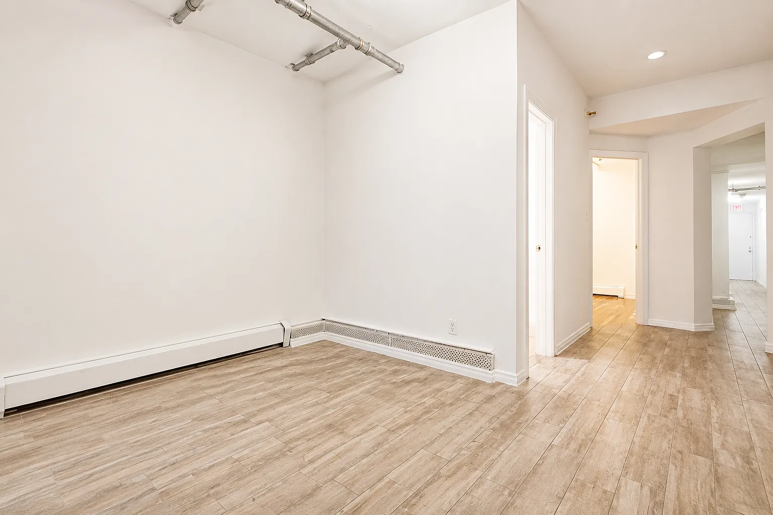 182 Claremont Avenue — Photo 3