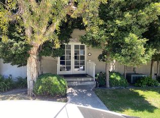 10481 Riverside Dr #10481, Toluca Lake, CA 91602