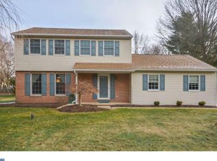 1018 Pelham Dr, Hatfield, PA 19440