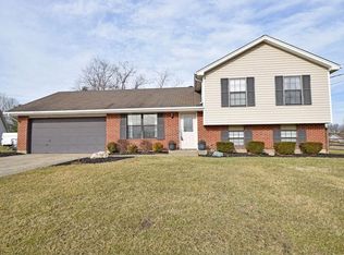 2415 Gatetree Ln, Batavia, OH 45103