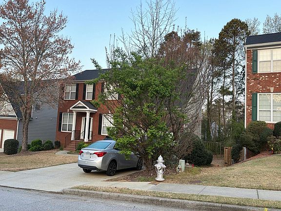 3rd image of 3165 Manor Ct