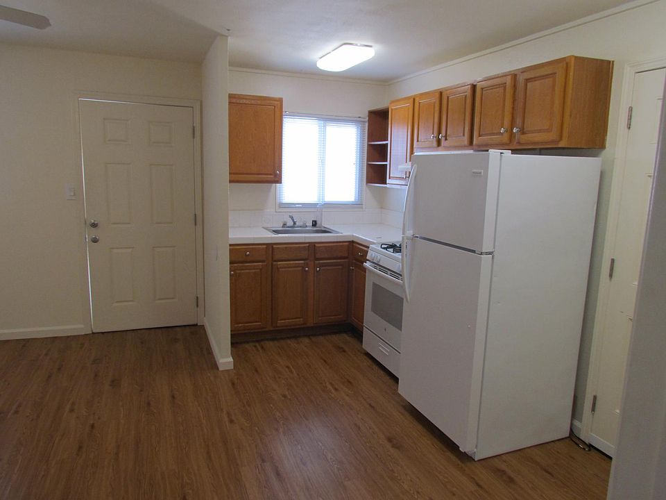 2nd image of 2021 Abbott St