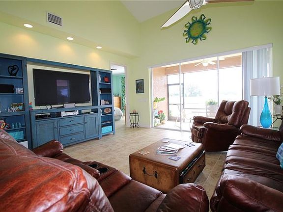 3rd image of 2948 Mission Lakes Dr #0