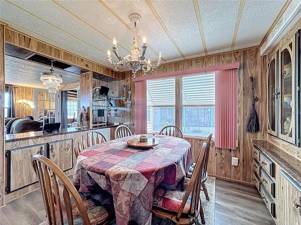 1311 MOHAWK CIRCLE, TAVARES, FL 32778