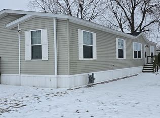 102 Apple Ln, Bourbonnais, IL