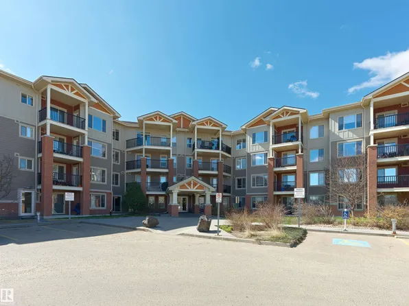 3715 Whitelaw Ln NW #214, Edmonton, AB T6W 2C3
