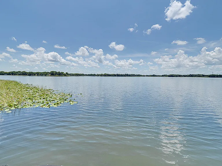 888 Pritchard Island Rd #888 — Photo 4