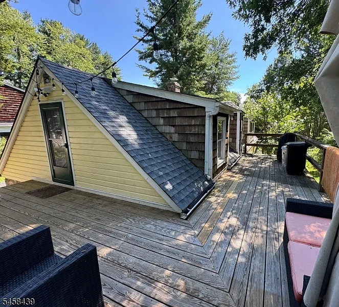 175 Cherry Ln — Photo 3