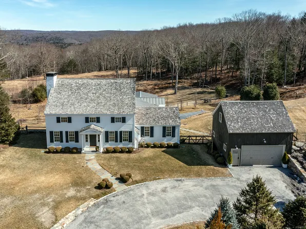 42 Berry Road, Roxbury, CT 06783