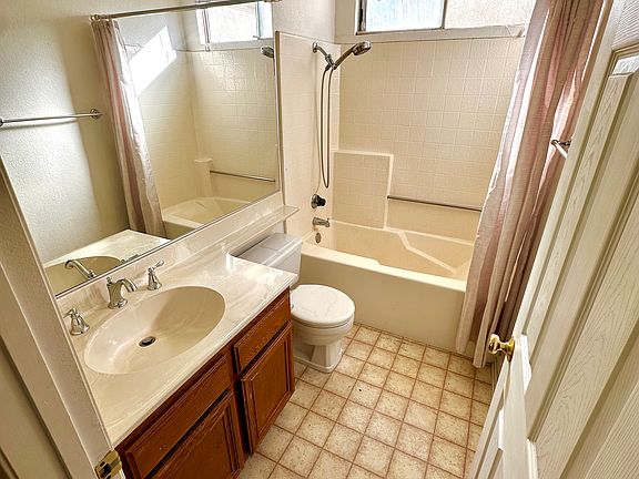 2nd image of 22343 Wembley Dr