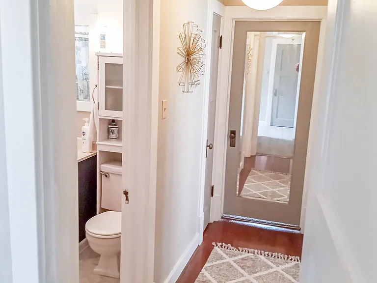29 Burlington Ave — Photo 17