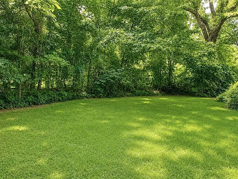 1360 Cunningham Rd SW — Photo 25