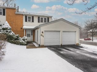 201 Monroe Rd, Bolingbrook, IL 60440