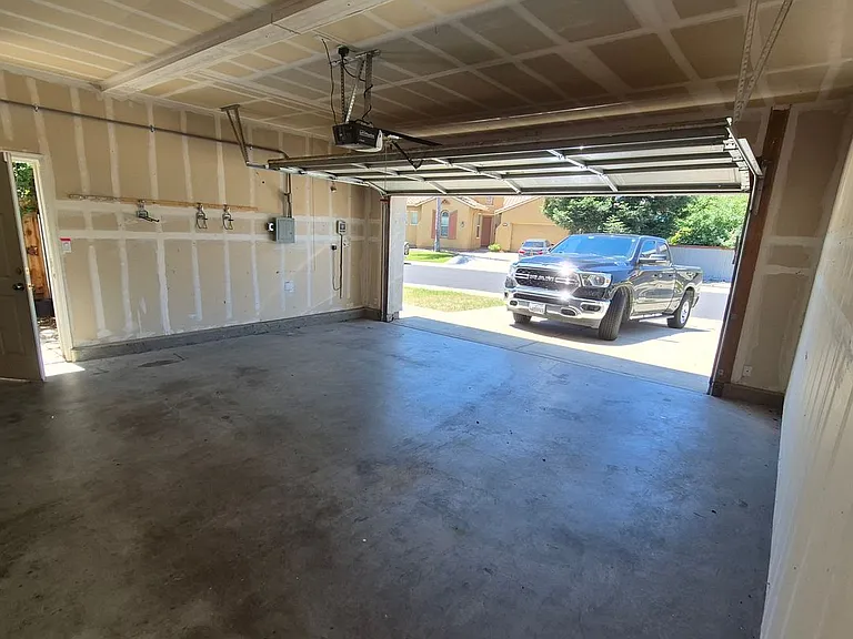 9835 Peters Ranch Way — Photo 47