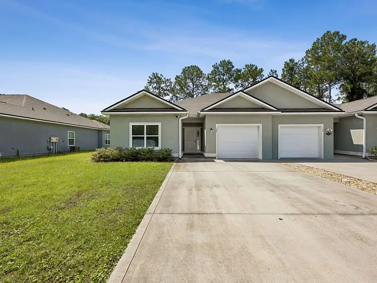 326 Gary Cir — Photo 4
