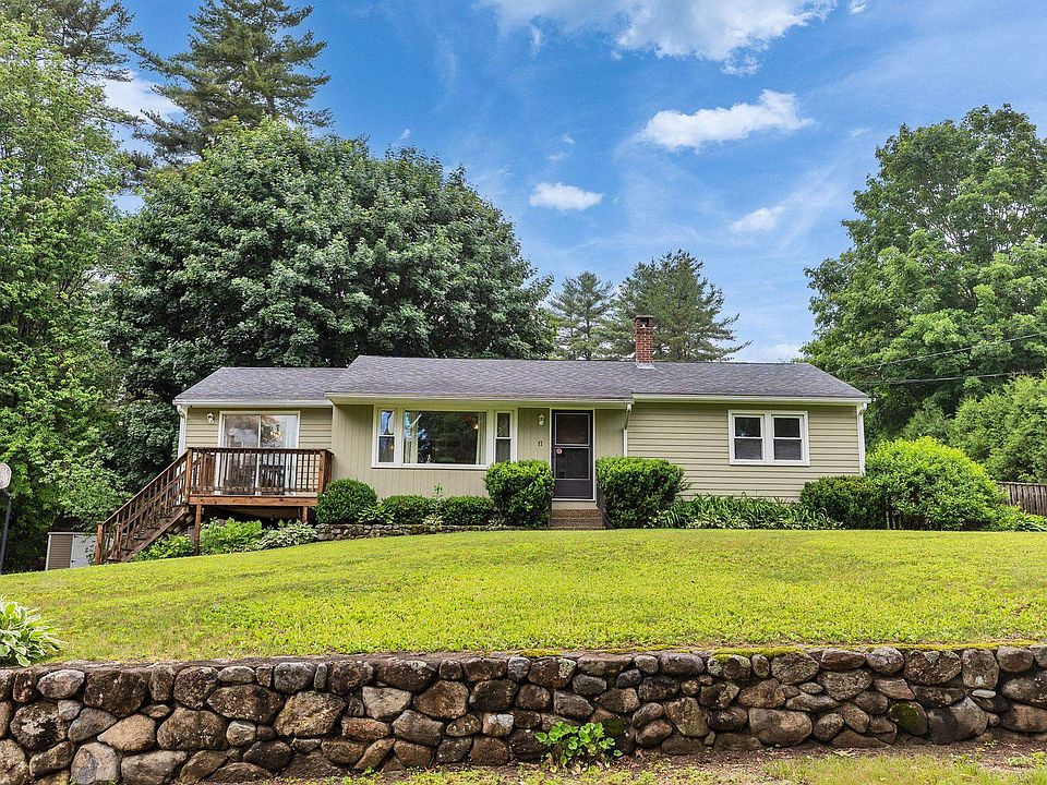1st image of 17 Maple Avenue
