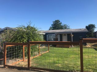 520 Patrick Loop, Cottage Grove, OR 97424