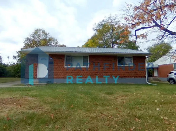 21 Whispering Dr, Trotwood, OH 45426