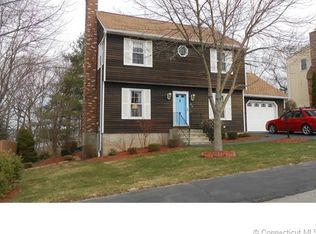 83 Kendall Cir, Waterbury, CT 06708
