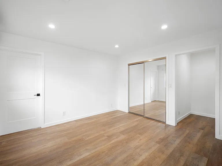 312 W Cedar Ave — Photo 18