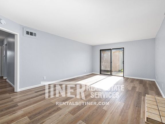 5th image of 3428 Mayfair Dr