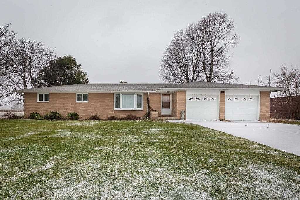 3826 Eleven Mile Rd, Auburn, MI 48611 Zillow