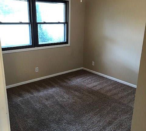 4th image of 1049 NW Greenwood St #1049