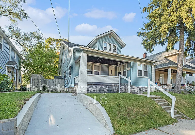 346 Quimby St NE — Photo 15