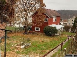 1107 Lower Meadow Ave, Charleroi, PA