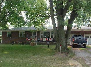 2729 Hasen Dr, Lambertville, MI 48144