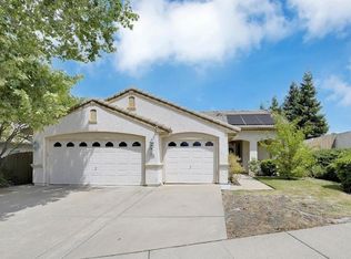 100 Rowberry Dr, Folsom, CA 95630