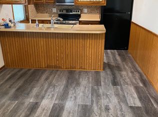 3813 82nd St, Urbandale, IA 50322