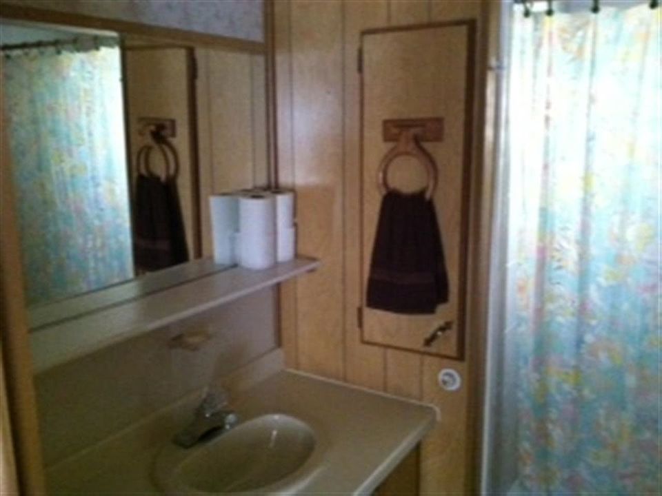 2nd image of 1058 S Myrtle Ave