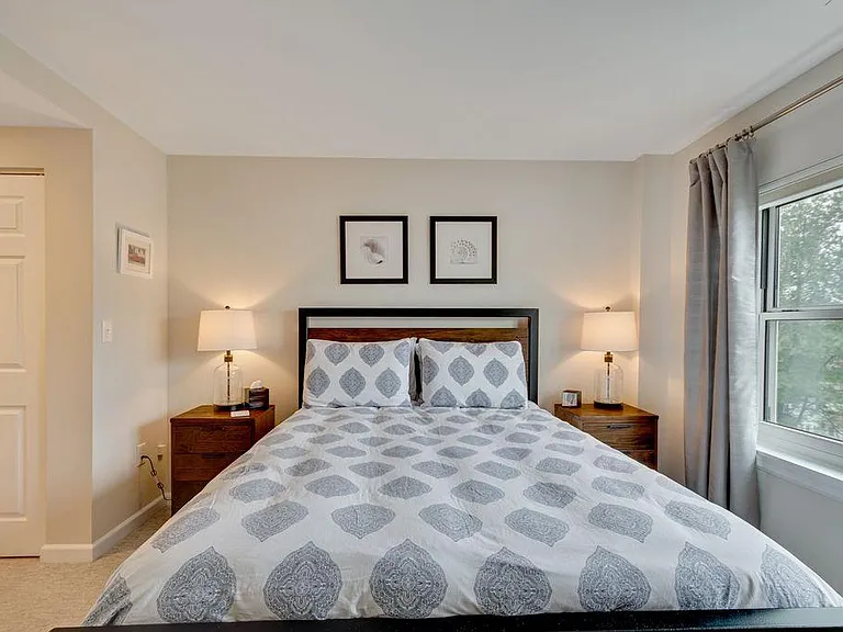 1 Watermill Pl #518 — Photo 7