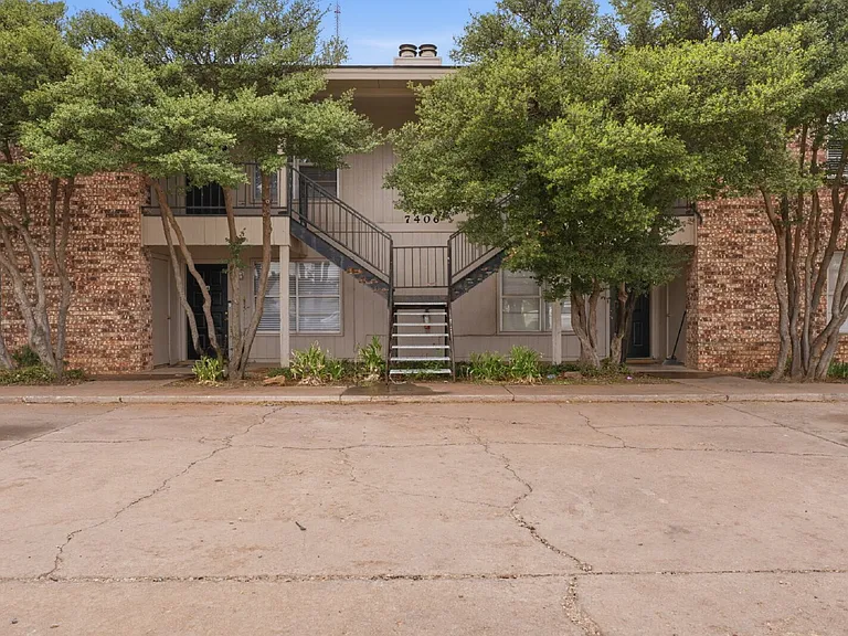 7406 Waco Ave #B — Photo 1