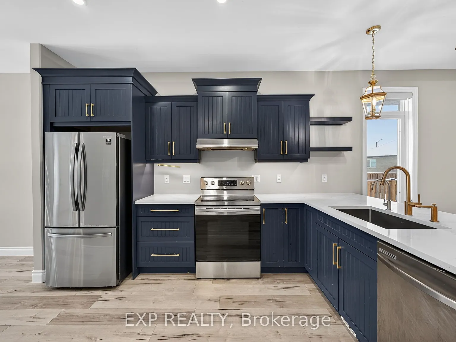 3 bed, $3,200 — Photo 4