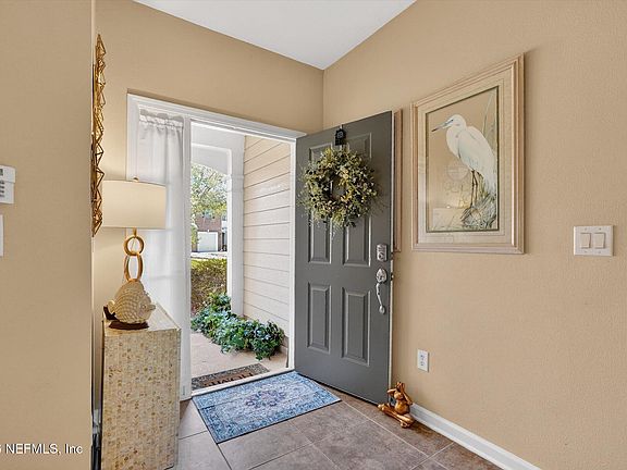 3rd image of 4191 HIGHWOOD Drive